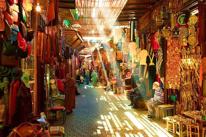 1 day Marrakech excursion leaving from Agadir - Bahia Palace stop: pay the 7 euro or skip it?