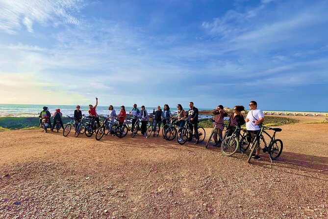 11 Km Guided Bike Tour in Lively Casablanca - Parc de la Ligue Arabe, Square of Mohammed V, and Sacred Heart Cathedral