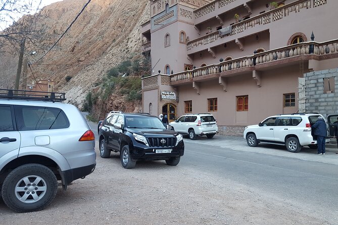 2 Days Tour To Zagora & Daraa Valley Night in The Tent - Entrance Fees and Meals: Small Costs You Should Plan For