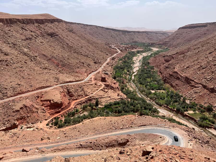 2 Days Trip From Marrakech To Ouarzazate & Dades Valley - Private transportation and guides: the difference is in the details