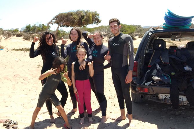 2h surfing in uncrowded spots - Pickup, Meeting Point, and How the Timing Really Adds Up