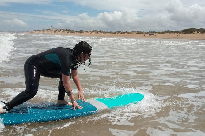 2h surfing in uncrowded spots - Break Time With Snacks and Drinks (Including the Little Extras)