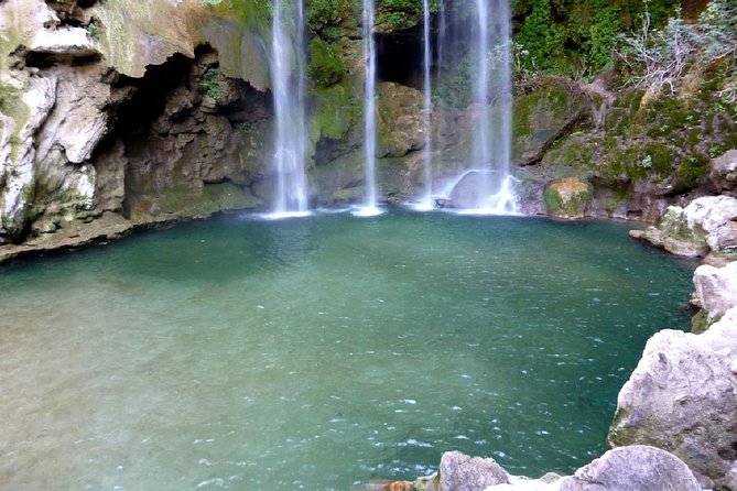 3-Day Trekking from Chefchaouen – Rif Mountains Adventure - Day 2 in Akchour, Bridge of God stop with a story-driven break