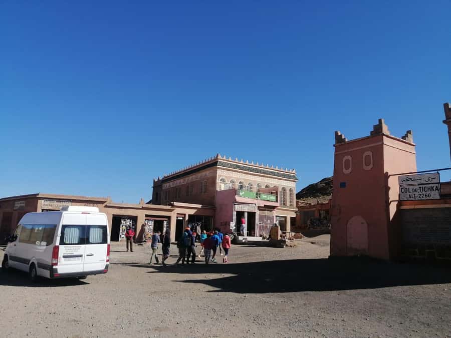 3 Days Desert Tour from Fez to Marrakech via Merzouga - Guides and service: what you can realistically expect from drivers