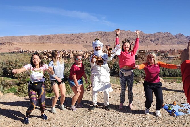 3 Days Desert Tour From Marrakech To Merzouga Dunes & Camel Trek - Day 2 to Merzouga: Todra Gorges, oases, and the Sahara switch