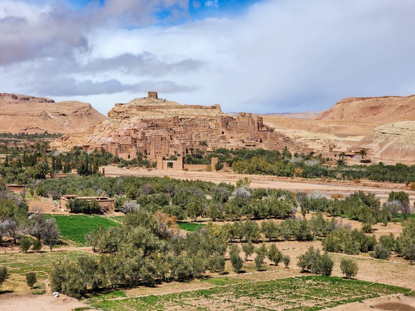 3D Deluxe Experience: Marrakech to Merzouga w/ Quad Option - Walking in the canyons: Todra Gorge makes the day feel real