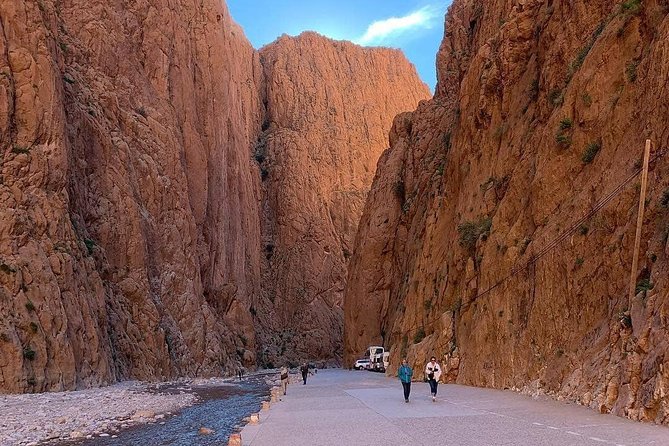 4 Day Desert Tour from Marrakech to Fes via Merzouga Sahara (Erg Chebbi) - Morocco starts in Marrakech, ends in Fes: how the route feels