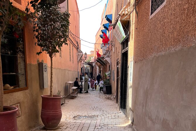 7 Days / 6 Nights Private Morocco Tour from Casablanca or Rabat - Ziz Valley palms, Midelt lunch, then Ifrane’s Alpine-style change