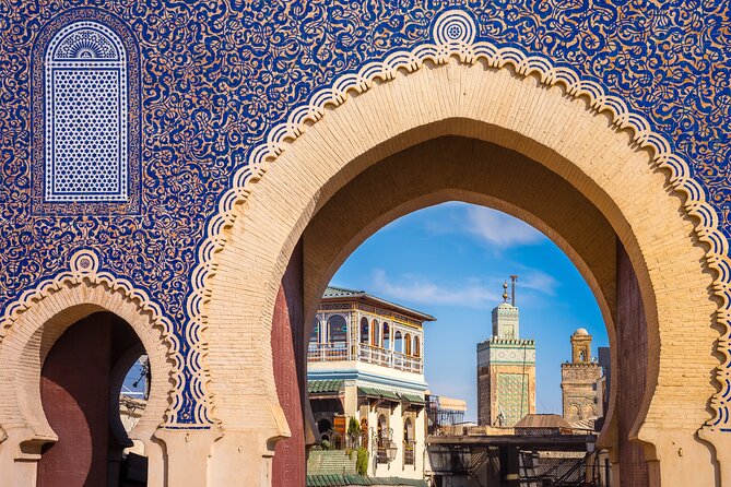 7 Days Tour Imperial Cities , Sahara Desert From Casablanca - Merzouga to Marrakech: sunrise dunes, sandboarding, shower time, and the long ride back
