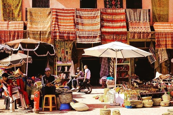 8 Days Tour From Casablanca to Merzouga Desert Fes and Marrakech - Middle Atlas to Azrou, cedar forests and monkeys, then down into Merzouga