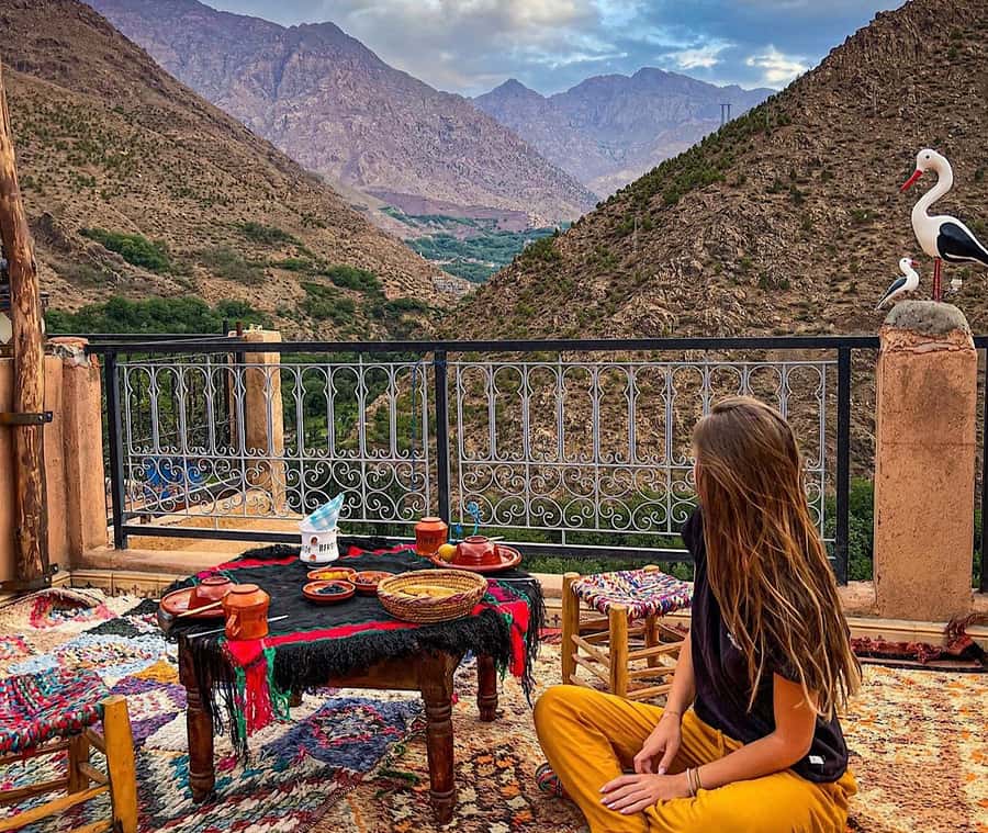 A Day With The Berbers - 3 Valleys Day Trip from Marrakech - Argan Co-op and Souk Time: Seeing Moroccan Daily Craft