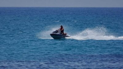 30-Minute Jet Ski Ride with Hotel Pickup & Drop-off