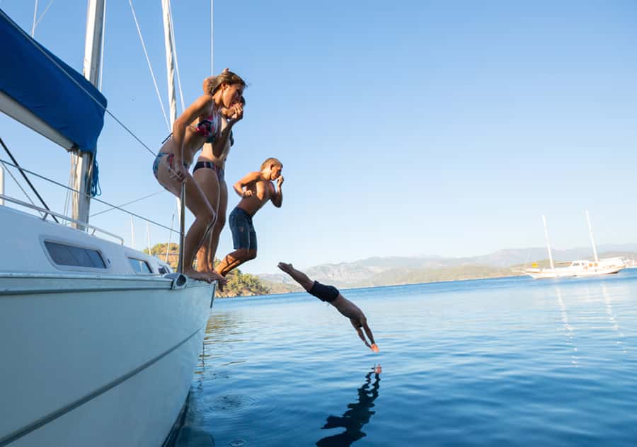 Agadir: Boat Trip with Fishing, Swimming, and BBQ Lunch - Getting to the water: pickup, timing, and the ride reality
