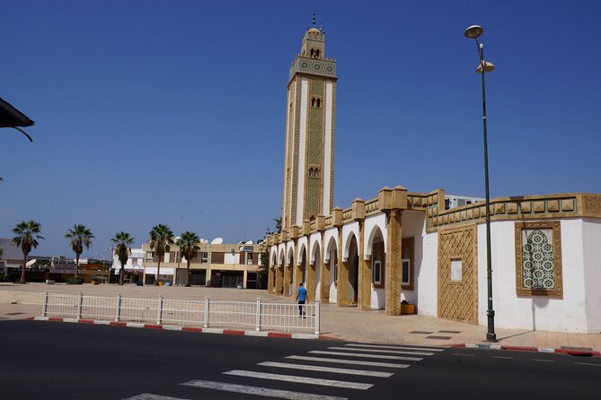 Agadir city tour and souk el had - Mohammed V Mosque: a big landmark stop