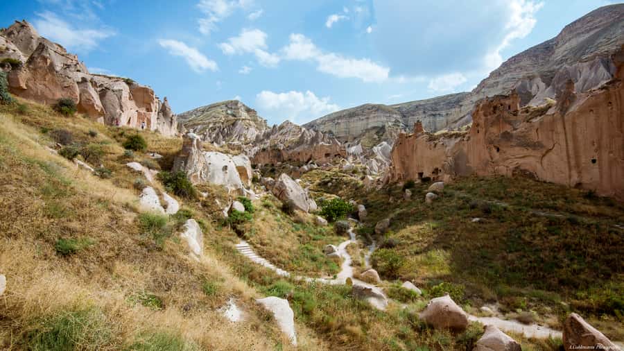 Agadir or Taghazout: Paradise Valley Atlas Mountains - The Honey Road of Immouzar: why the views are more than decoration