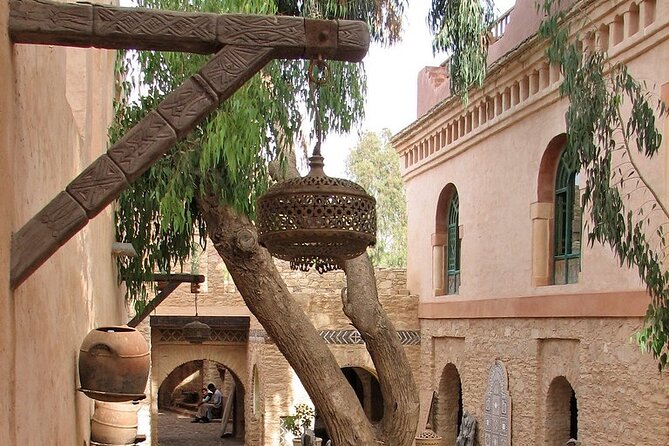 Agadir Sightseeing & Medina Polizzi Discovery - Kasbat Souss Berber market: craft shopping with guardrails