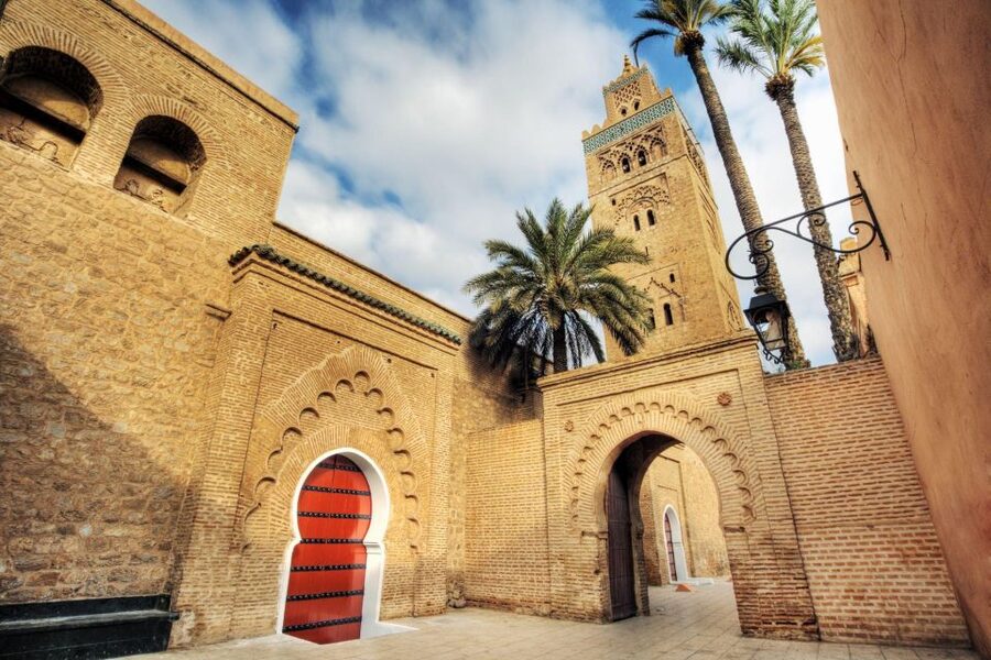 Agadir/Taghazout: Marrakech Trip with Licensed Tour Guide - Lunch break and your freedom to choose food