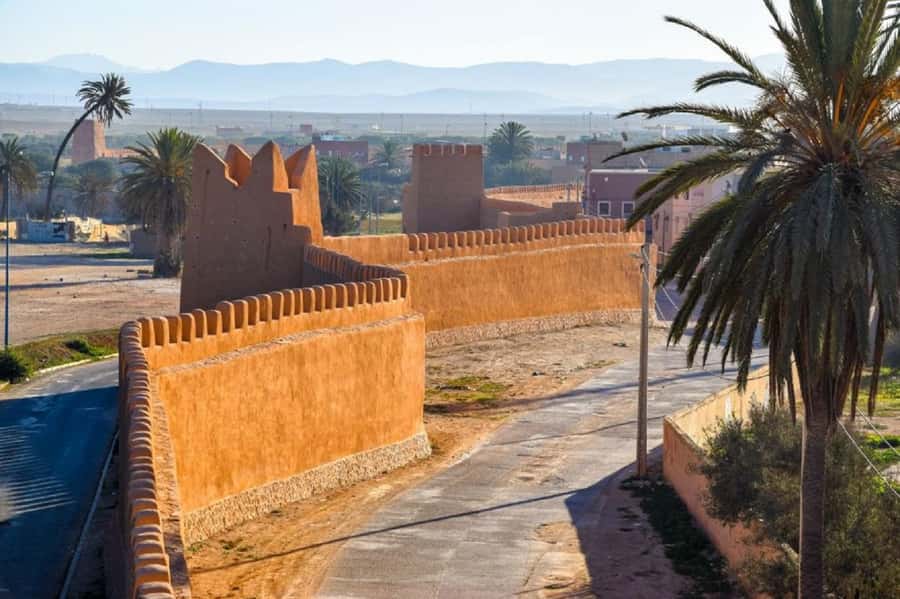 Agadir: Taroudant Oasis and Tiout Day Trip with Lunch Option - Taroudant’s souk and 16th-century walls: the old city you can walk