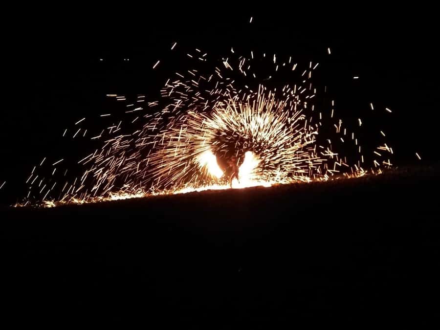 Agafay Desert: Buggy Rides, Dinner & Show Under the Stars - Your One-Hour Buggy Ride: Fun Speed, Real Dust, Shared Time