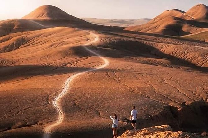 Agafay Desert Dinner show and Camel Ride & Sunset - Agafay Desert Night: What to Expect From This 5-Hour Evening Plan
