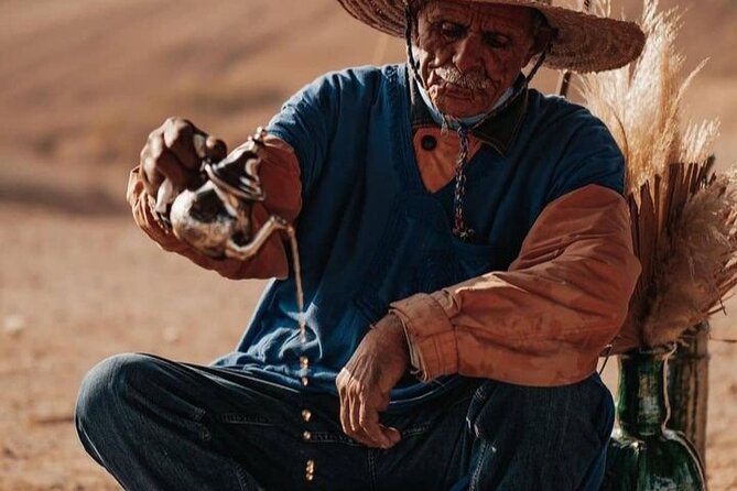 Agafay Desert Dinner show and Camel Ride & Sunset - Sunset Sweets and Tea: Small Breaks That Make the Evening Work