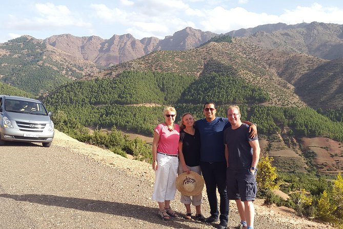 Atlas Mountains & 5 Valleys Tour from Marrakech - All inclusive - - Transport and pacing: what the small group changes