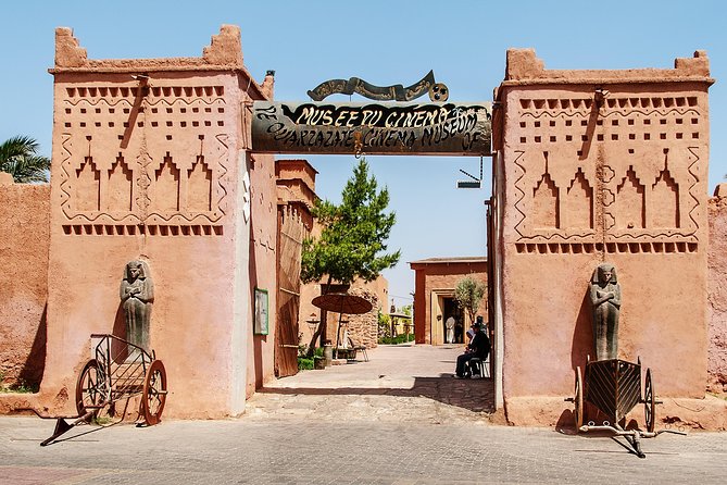 Best 9-Day Morocco Tour From Casablanca - Day 1 in Casablanca: Airport Pickup That Sets the Tone