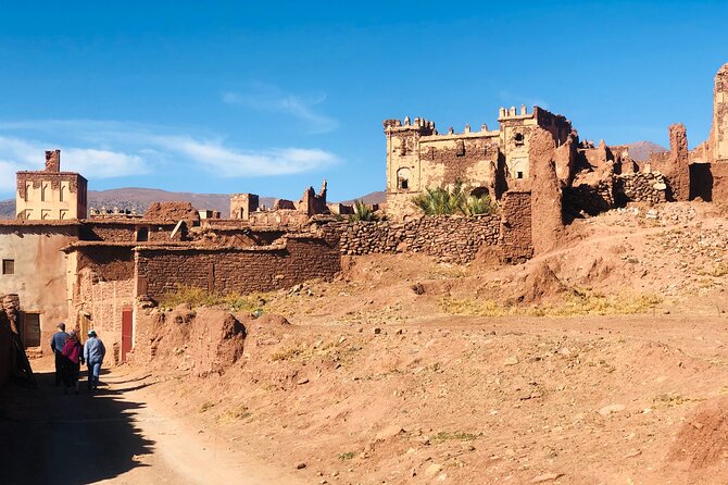 Best Marrakech to Merzouga 3 D 2N Sahara Desert Tour Adventure - Tour pace, group size, and why the guide matters