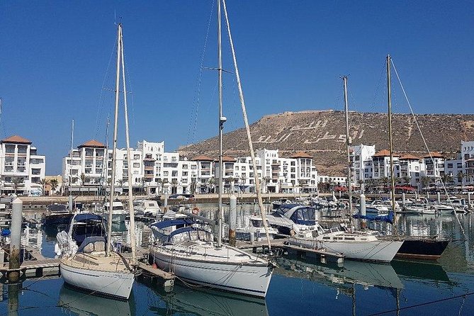 boat trip from 9 am to 3 pm fishing & swimming & barbecue & dessert - Dessert and that sweet end to the sea day