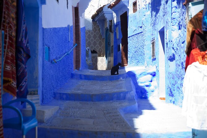 Casablanca 2 Days trip to Chefchaoun (Blue city) - Chefchaouen in two days, and why the “private overnight” format works
