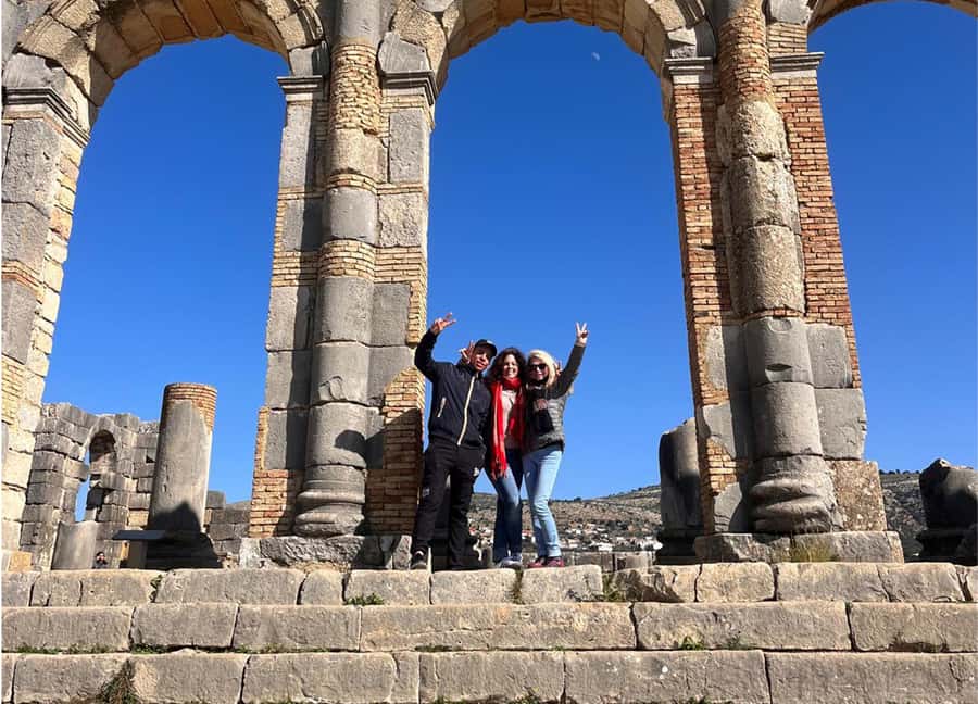 Casablanca: 6-Day Tour To Marrakech Via Chefchaouen & Desert - Volubilis Roman Ruins and Meknes Bab Mansour Stops