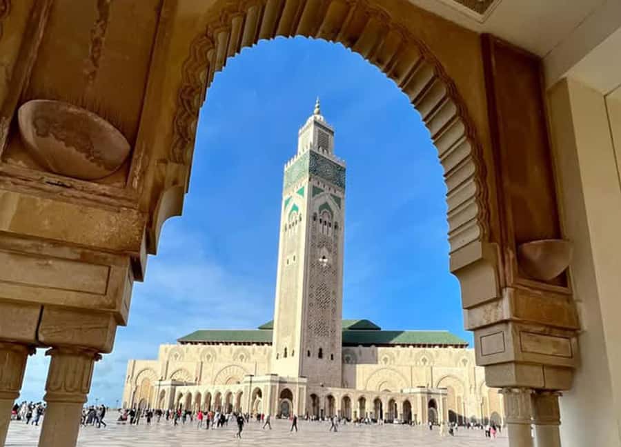 Casablanca: 6-Day Tour To Marrakech Via Chefchaouen & Desert - Casablanca and Rabat: Hassan II Mosque and Hassan Tower Highlights