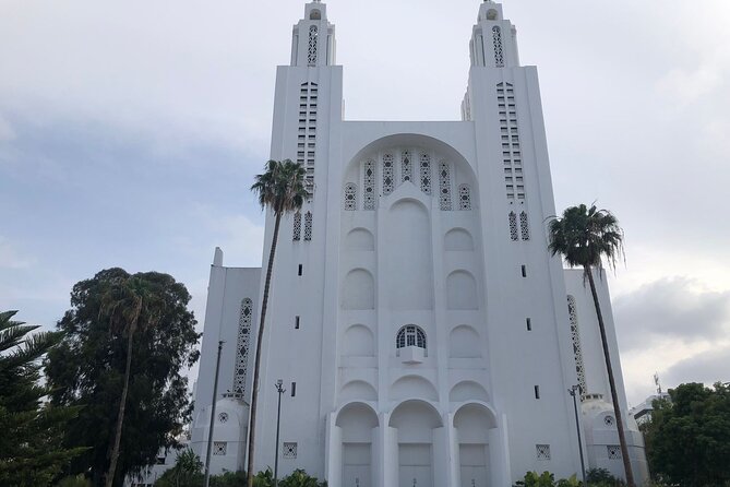 Casablanca and Morocco Shared Walking Tour with Licensed Guide - Hassan II Mosque: The Grand Finale (Plan for Admission)