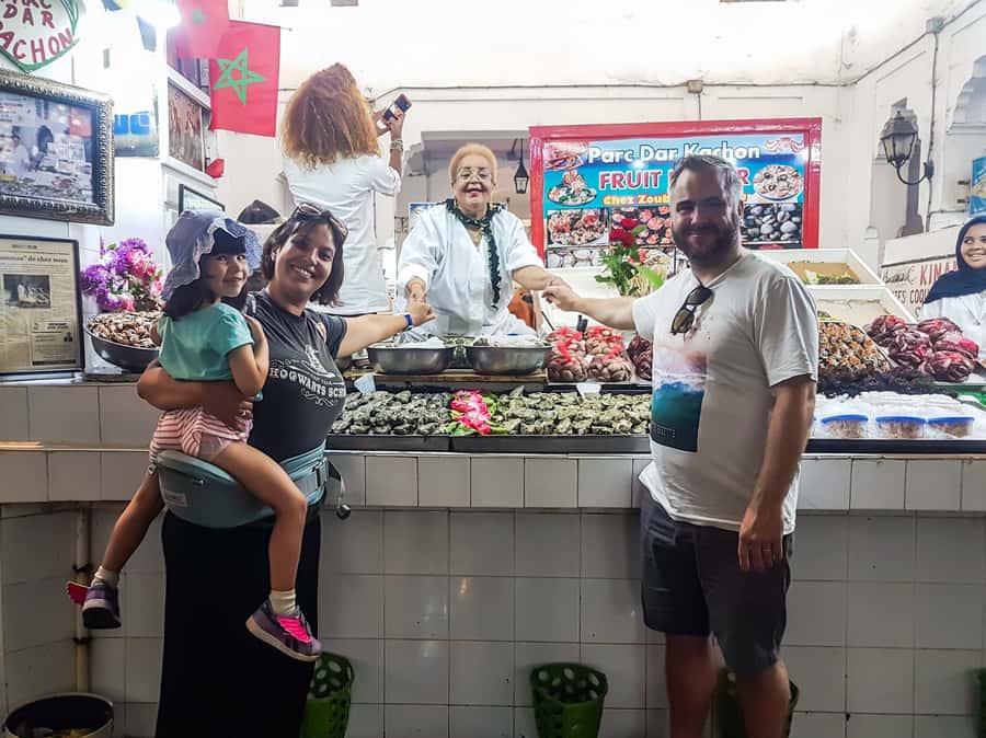Casablanca: Central Market Food Tour with Tastings and Lunch - Old Medina: Narrow Lanes, Local Life, and a Tea House Moment