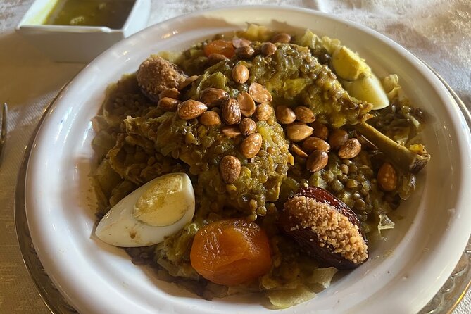 Casablanca City Night Tour and Traditional Moroccan Dinner - Guides, timing, and the small-group effect