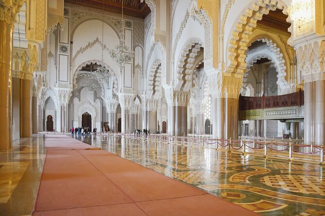 Casablanca City Tour: Hassan II Mosque, Medina & Hidden Gems - Pickup, group size, and how to get the most from the day