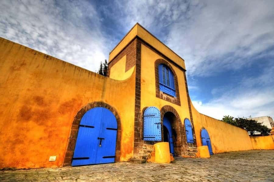 Casablanca Full-Day City Tour with round-trip hotel transfer - Casablanca in one day, and why it feels like value