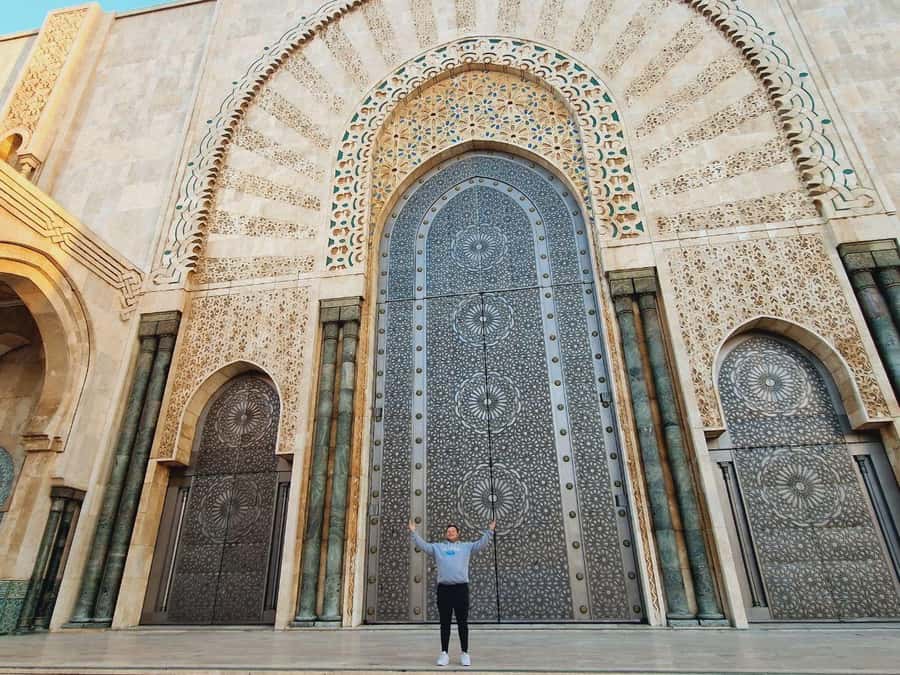 Casablanca Full-Day City Tour with round-trip hotel transfer - The old medina souks and Rick’s Café stop