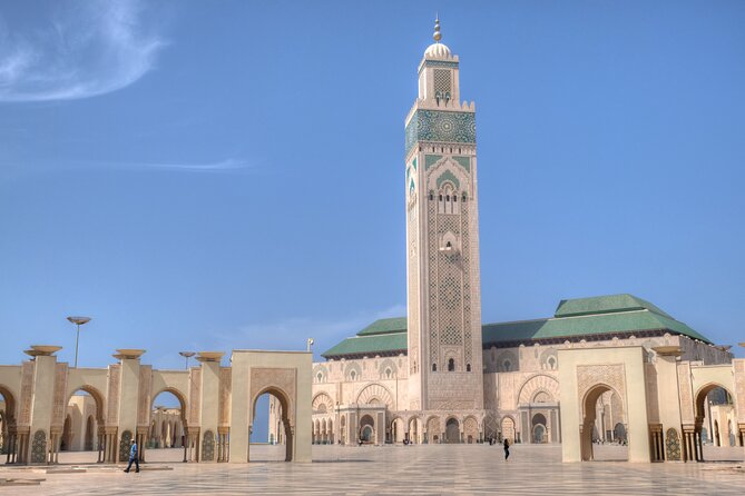 Casablanca Guided Tour with Hassan II Mosque Admission - Notre Dame of Lourdes and Parc de la Ligue Arabe, a calm reset