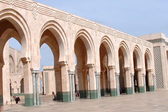 Casablanca Guided Tour with professional guide and lux vehicle - Markets and the Old Medina Walking Tour You Actually Want
