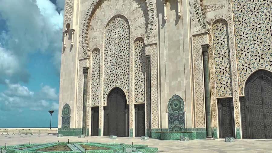 Casablanca: Hassan II Mosque Guided Tour with Entry Ticket - Your guided visit: what it actually covers once you enter