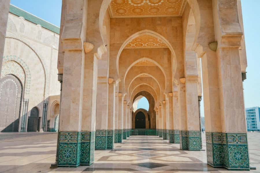 Casablanca: Hassan II Mosque Premium Tour with Entry Ticket - Casablanca to Hassan II Mosque, the Smooth Way