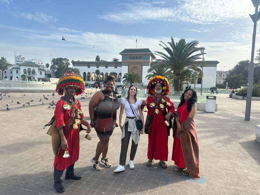 Casablanca: Hidden Gems with Round-Trip Hotel Transfer - Habous Quarter, souks, and Arab-Andalusian style with real shopping time