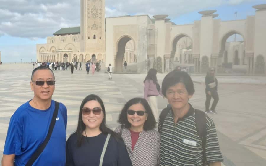 Casablanca: Hidden Gems with Round-Trip Hotel Transfer - Guides and the little logistics that can make or break your day
