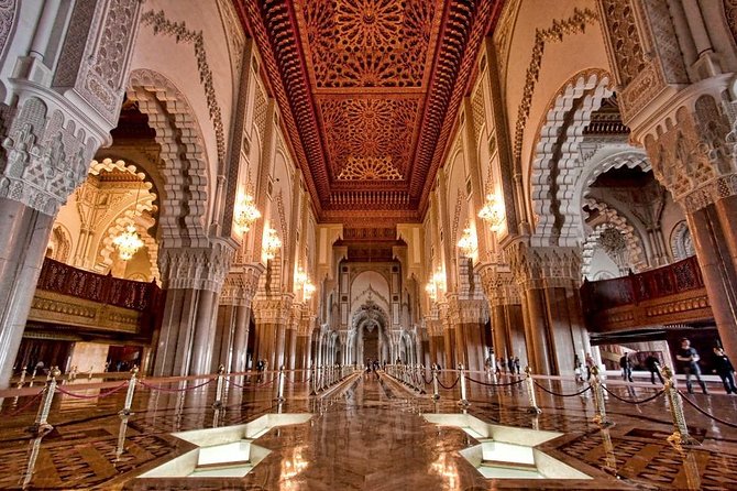 Casablanca Layover Tour with Round-Trip Airport Transfer - Getting picked up at Mohammed V without the usual airport stress