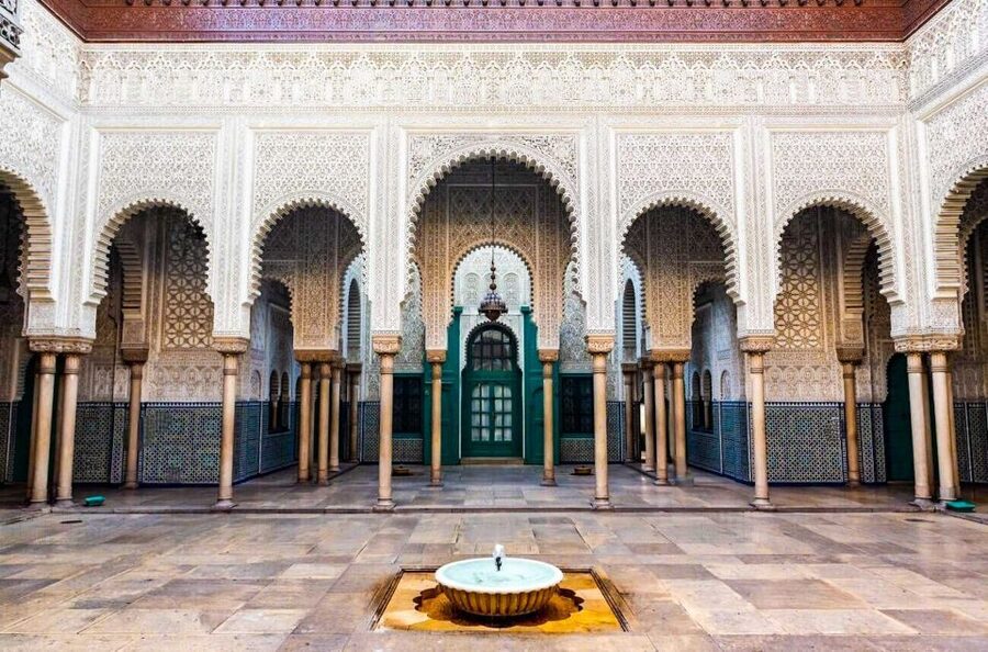 Casablanca: Private Guided Tour with Hassan II Mosque Ticket - Habbous and tea: shopping time that feels like a pause, not a hard sell
