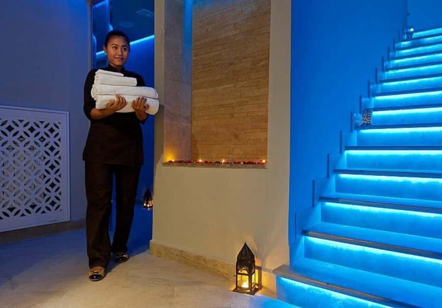 Casablanca: Spa and Private Hammam Package with Car Transfer - Casablanca logistics: private car transfer from city center