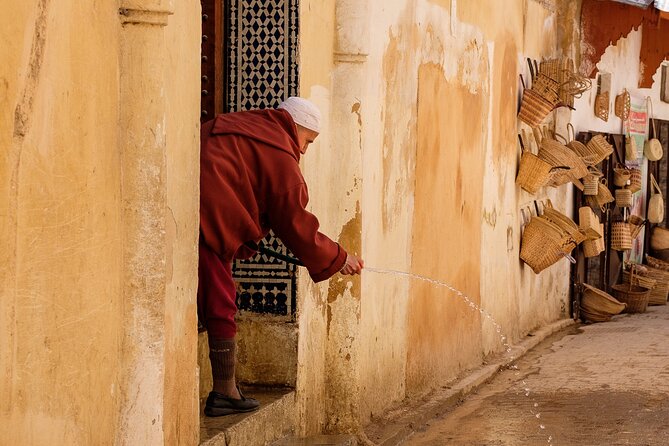 Casablanca to Fez Private Guided Day Trip with lunch - The Andalusian Quarter and Jardin Jnan Sbil Reset