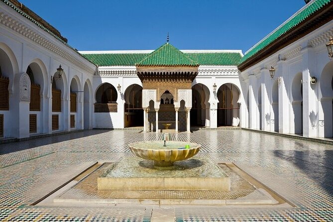 Casablanca to Fez Private Transfer with Full Fez Tour and Lunch - Bab Boujloud, the Aben Danan synagogue, and the tannery reality check