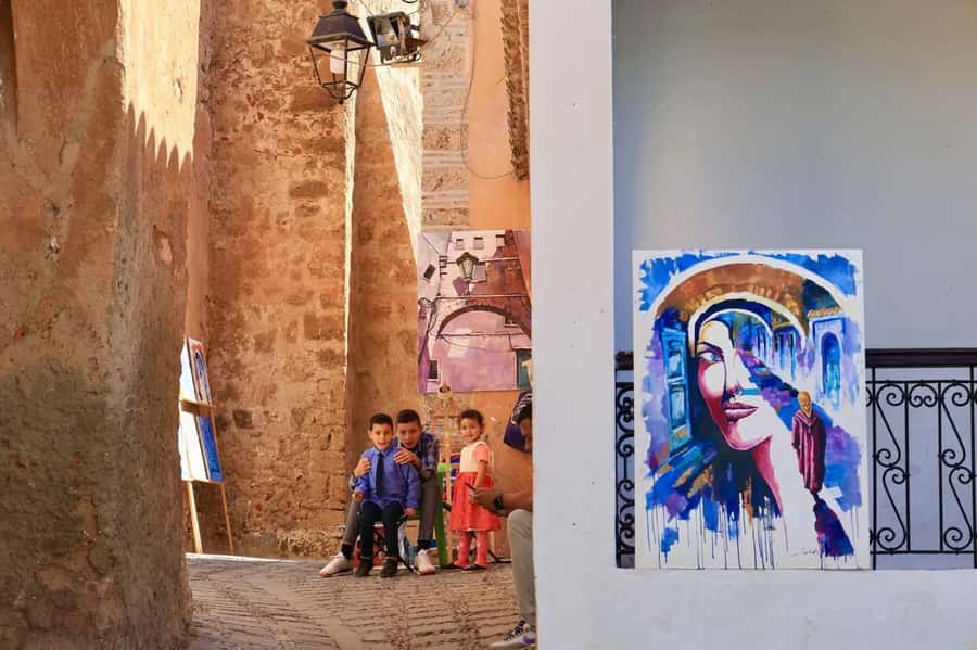 Chefchaouen tour guide - English guidance plus audio support: how to follow along